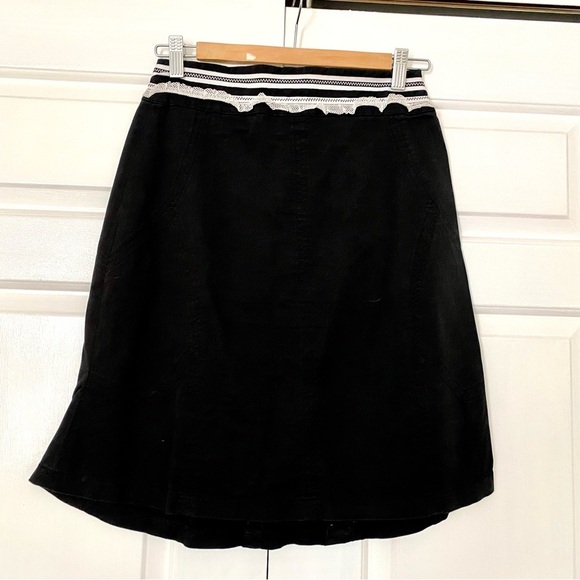 Legatte Black Ruffle Skirt - Picture 2 of 6